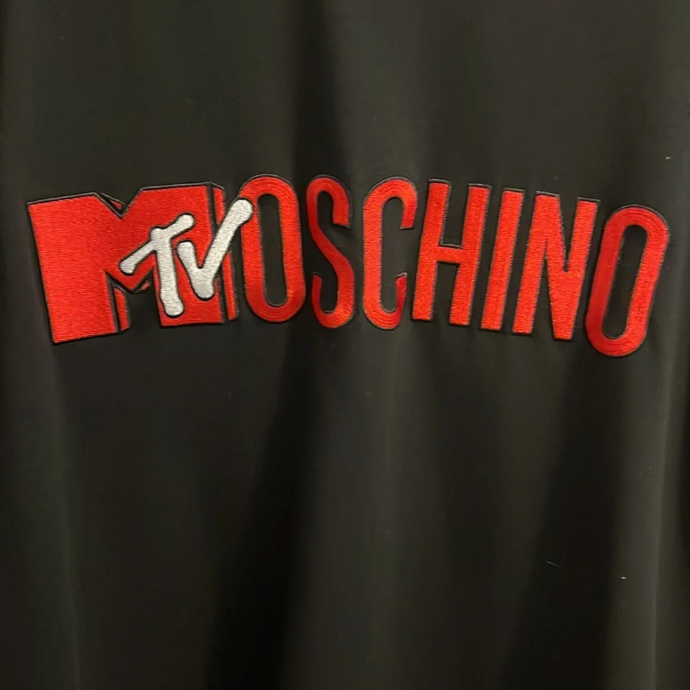 Moschino x HM sweater dress. - Picture 5 of 5